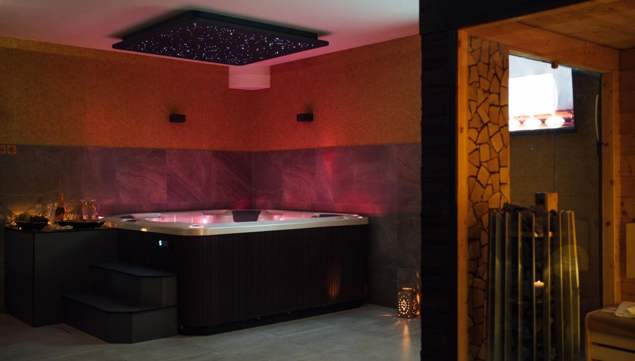 Wellness Relax - Luxusni Hotel Прага Екстериор снимка