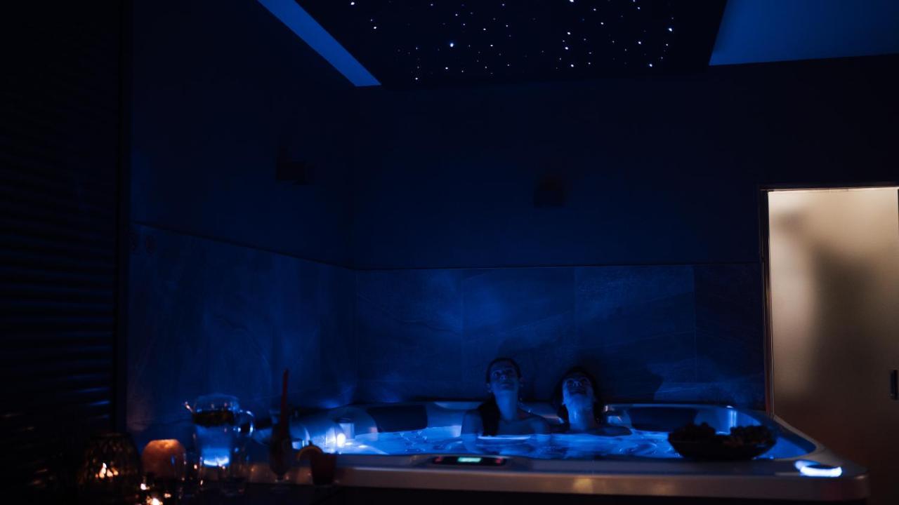 Wellness Relax - Luxusni Hotel Прага Екстериор снимка